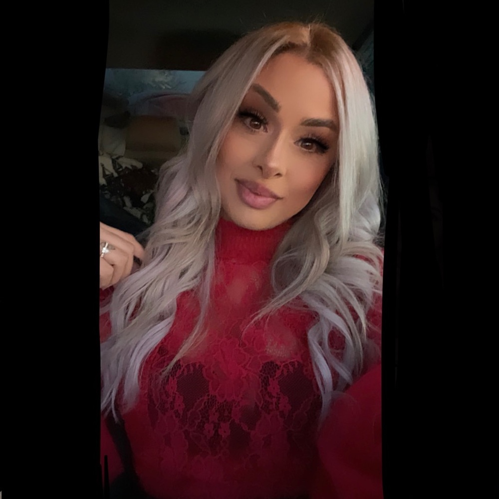 Meet your Posher, Stephanie